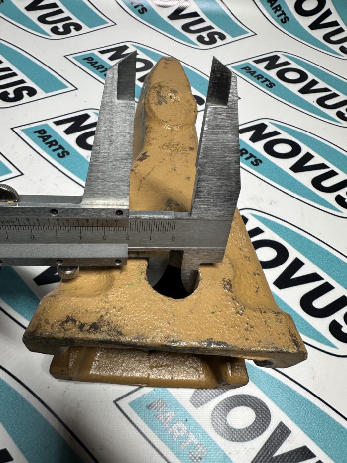 Коронка ковша скальная 713-00032RC 3