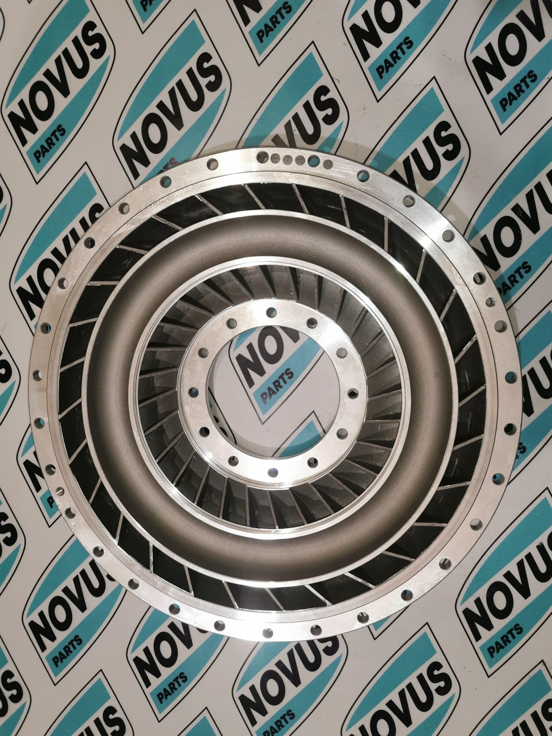 175-13-21124 Насос 175-13-21124